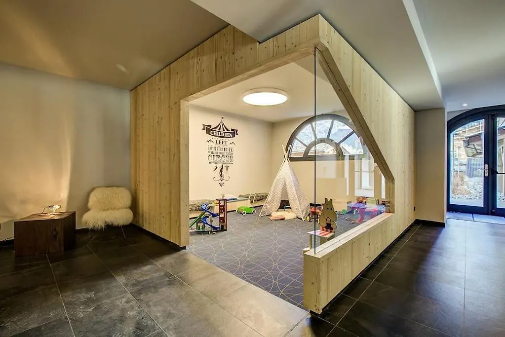 La Belle Cordee Spa Lujo Y Piscina Chamonix 0*,